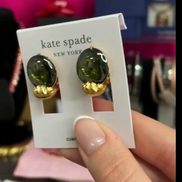 KATE SPADE Gold PERIDOT House Cat Paw Stud Earrings NWT - Picture 5 of 8